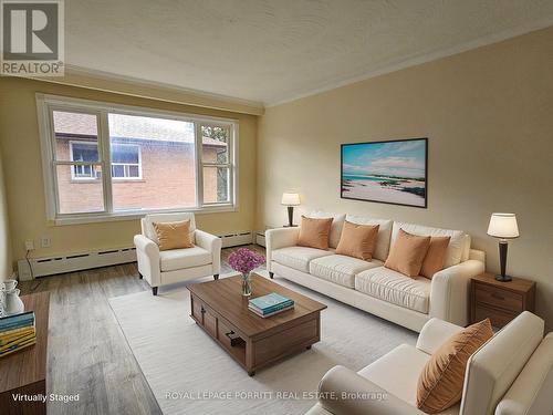 5 - 462 Horner Avenue, Toronto, ON - Indoor Photo Showing Living Room