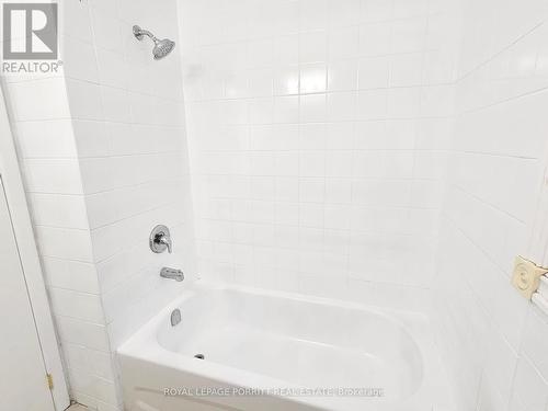 5 - 462 Horner Avenue, Toronto, ON - Indoor Photo Showing Bathroom