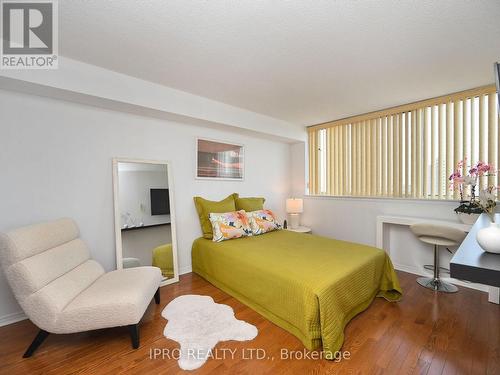 1507 - 1360 Rathburn Road E, Mississauga, ON - Indoor Photo Showing Bedroom