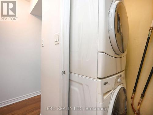 1507 - 1360 Rathburn Road E, Mississauga, ON - Indoor Photo Showing Laundry Room