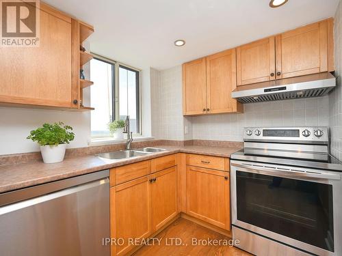 1507 - 1360 Rathburn Road E, Mississauga, ON - Indoor Photo Showing Kitchen With Double Sink