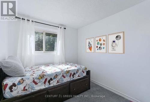 1482 Wecker Drive, Oshawa, ON - Indoor Photo Showing Bedroom