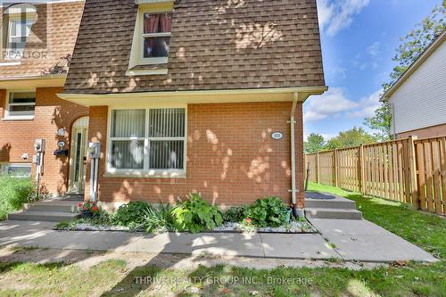 108 - 92 Stroud Crescent, London, ON - Outdoor