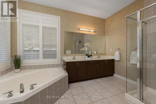 27 - 2165 Stavebank Road, Mississauga, ON - Indoor Photo Showing Bathroom