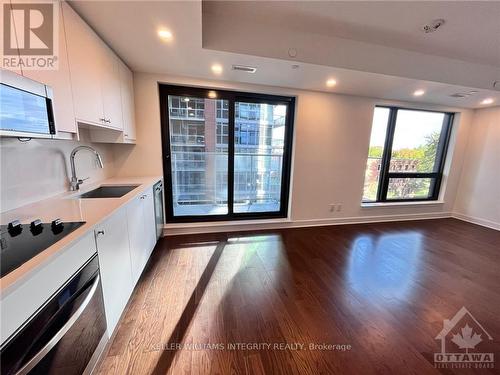 406 - 180 George Street, Ottawa, ON - Indoor Photo Showing Kitchen