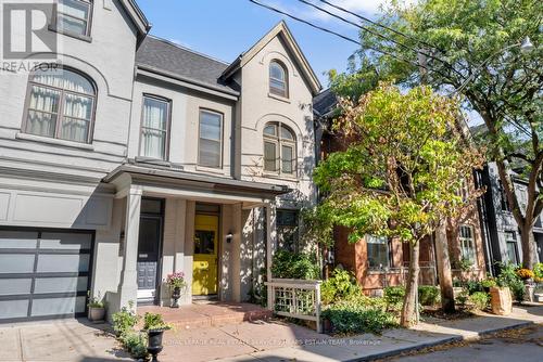 136 Collier Street, Toronto, ON - Outdoor With Facade