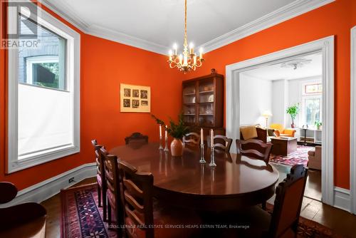 136 Collier Street, Toronto, ON - Indoor Photo Showing Dining Room