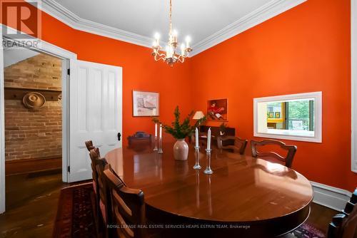 136 Collier Street, Toronto, ON - Indoor Photo Showing Dining Room