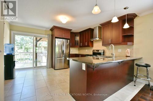 81 52Nd Street, Wasaga Beach, ON - Indoor Photo Showing Kitchen With Upgraded Kitchen