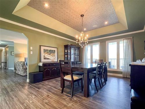 9 Robbies Drive, Carberry, MB - Indoor Photo Showing Dining Room