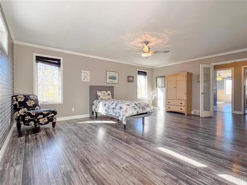 9 Robbies Drive, Carberry, MB - Indoor Photo Showing Bedroom