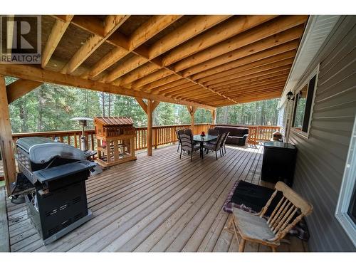 4493 93 Highway, Grasmere, BC - Outdoor With Deck Patio Veranda With Exterior