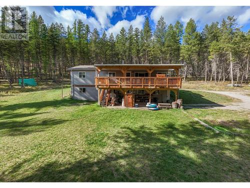 4493 93 Highway, Grasmere, BC - Outdoor With Deck Patio Veranda With Backyard