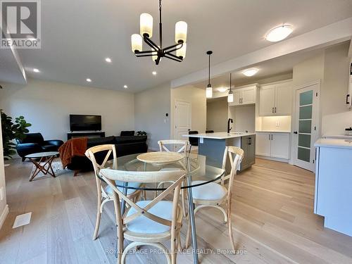 6 Peace River Street, Belleville, ON - Indoor Photo Showing Dining Room