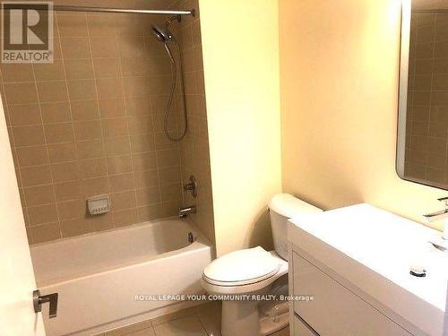 419 - 35 Saranac Boulevard, Toronto, ON - Indoor Photo Showing Bathroom