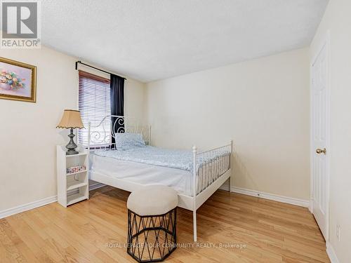 111 - 151 Townsgate Drive, Vaughan, ON - Indoor Photo Showing Bedroom