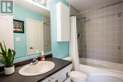 144 Sydenham Wells, Barrie, ON - Indoor Photo Showing Bathroom