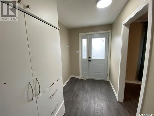 203 1St Avenue E, Kindersley, SK - Indoor Photo Showing Other Room