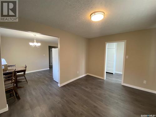 203 1St Avenue E, Kindersley, SK - Indoor Photo Showing Other Room