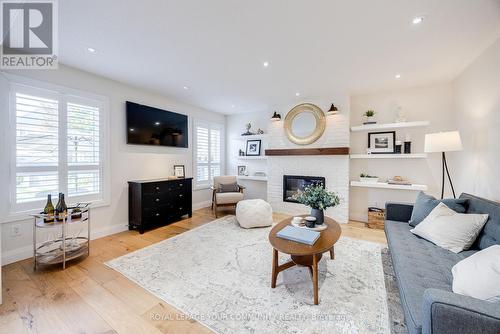 129 Faris Street, Bradford West Gwillimbury, ON - Indoor Photo Showing Living Room With Fireplace