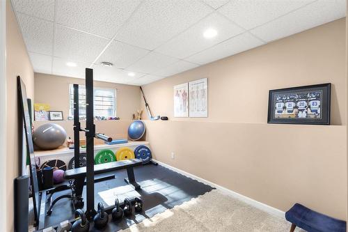 59 Vivian Avenue, Winnipeg, MB - Indoor Photo Showing Gym Room