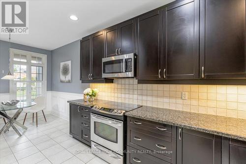 43 Bobby Locke Lane, Whitchurch-Stouffville, ON - Indoor Photo Showing Kitchen