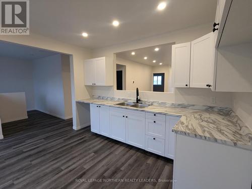 188 Birch Street N, Timmins (Central), ON - Indoor Photo Showing Kitchen With Double Sink