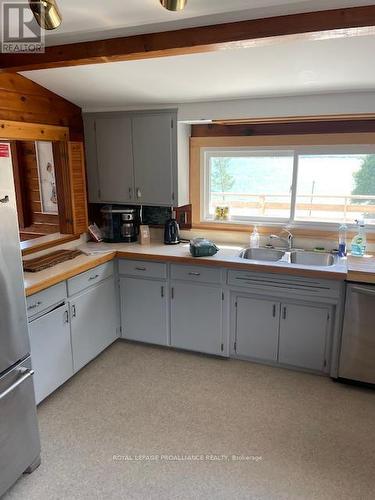 217 Cemetery Lane, Prince Edward County (North Marysburgh), ON - Indoor Photo Showing Kitchen With Double Sink