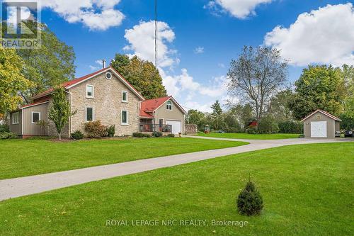 1562 Ridge Road N, Fort Erie, ON - Outdoor