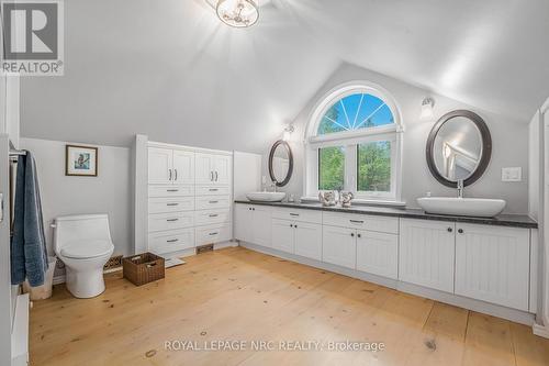 1562 Ridge Road N, Fort Erie, ON - Indoor Photo Showing Bathroom