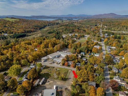 Photo aÃ©rienne - 27  - 33 Rue Junction, Stanstead - Ville, QC - Outdoor With View