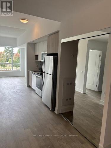 203 - 202 Burnhamthorpe Road, Mississauga, ON - Indoor Photo Showing Kitchen With Stainless Steel Kitchen