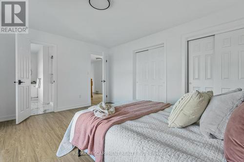 7580 Regional 20 Road, West Lincoln, ON - Indoor Photo Showing Bedroom