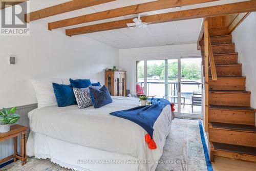 10 Kellington Point Road, Parry Sound, ON - Indoor Photo Showing Bedroom