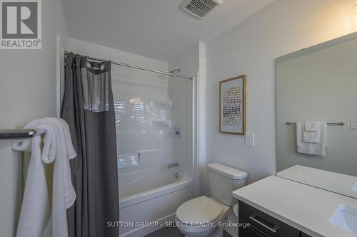 83 Daventry Way, Middlesex Centre (Kilworth), ON - Indoor Photo Showing Bathroom