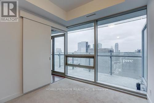 4009 - 12 York Street, Toronto, ON -  Photo Showing Other Room