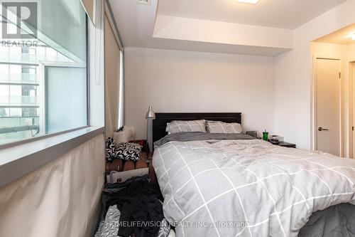 4009 - 12 York Street, Toronto, ON - Indoor Photo Showing Bedroom