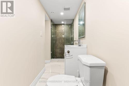 66 Valdez Court, Oshawa, ON - Indoor Photo Showing Bathroom