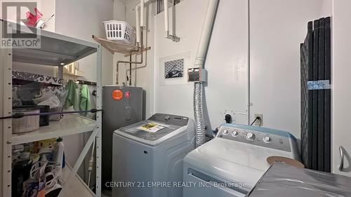 2001 - 4725 Sheppard Avenue E, Toronto, ON - Indoor Photo Showing Laundry Room