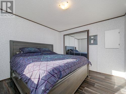 2191 Campbell Road, Golden, BC - Indoor Photo Showing Bedroom