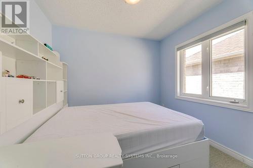 2408 Hilda Drive, Oakville, ON - Indoor Photo Showing Bedroom