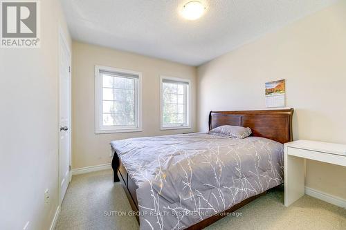 2408 Hilda Drive, Oakville, ON - Indoor Photo Showing Bedroom