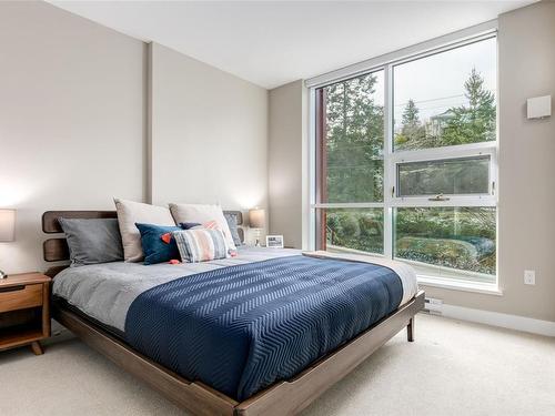 301-3529 Dolphin Dr, Nanoose Bay, BC - Indoor Photo Showing Bedroom