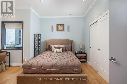 293 Mutual Street, Toronto, ON - Indoor Photo Showing Bedroom