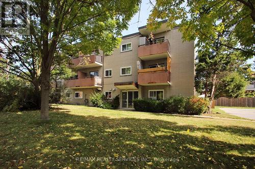 102 Front Street E, Whitby, ON - Outdoor With Balcony