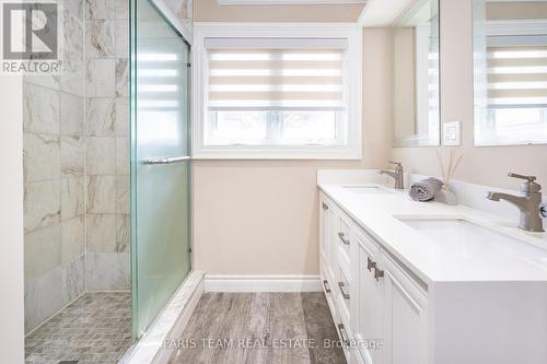 148 Sand Road, East Gwillimbury, ON - Indoor Photo Showing Bathroom