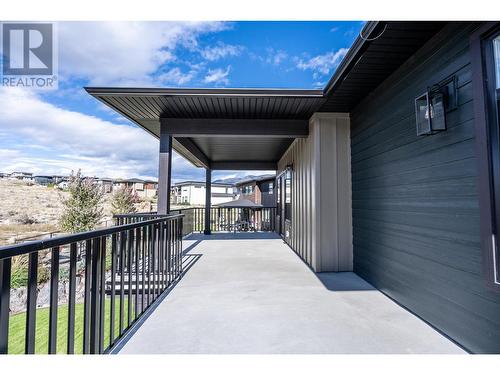 184 Holloway Drive, Kamloops, BC - Outdoor With Exterior