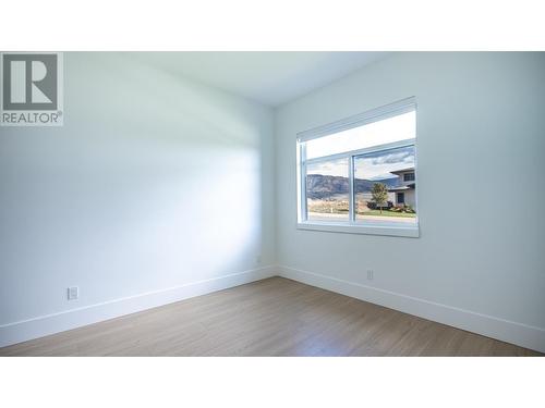 184 Holloway Drive, Kamloops, BC - Indoor Photo Showing Other Room