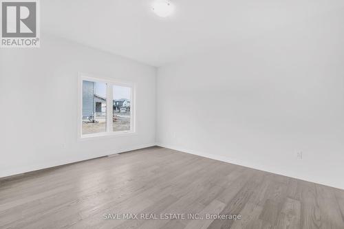 Upper - 115 Hillcrest Road, Port Colborne, ON - Indoor Photo Showing Other Room