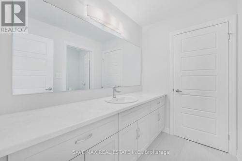 Upper - 115 Hillcrest Road, Port Colborne, ON - Indoor Photo Showing Bathroom